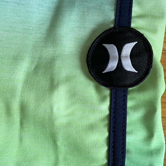 Hurley Swim for Men 30 waist - Picture 2 of 4